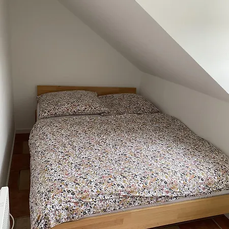 An Den Eichen Apartman *